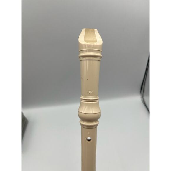 Yamaha Recorder Flute - Student - Picture 5 of 7